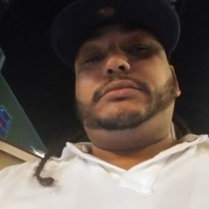 Meet your Posher, Jhonattan rivas